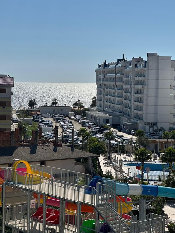 Studio s výhledem na moře - cover